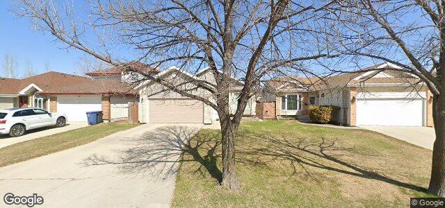 Larawan ng 19 Eastmount Drive sa Winnipeg, Manitoba