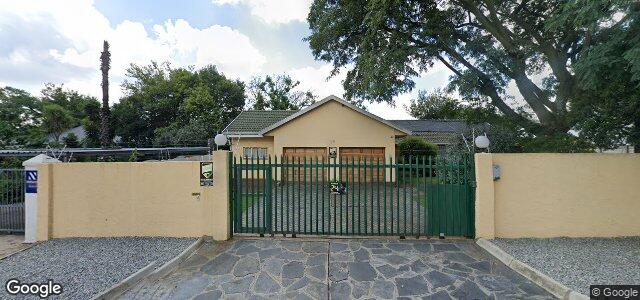 Larawan ng 19 Julia Road sa Winnipeg, Manitoba