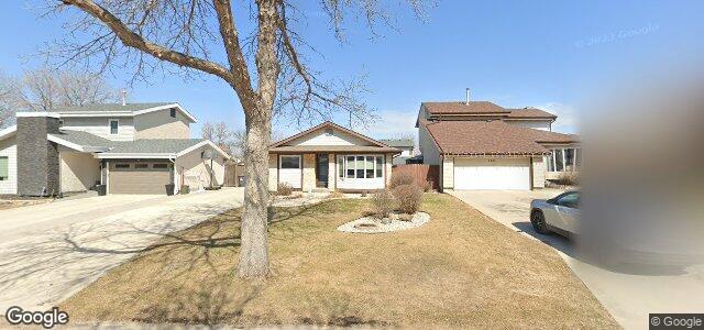 Larawan ng 192 Queensbury Bay sa Winnipeg, Manitoba