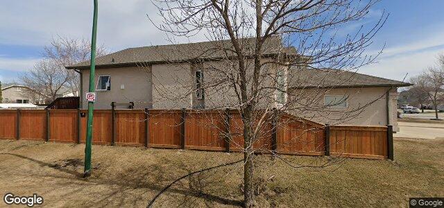 Larawan ng 2 Croft Circle sa Winnipeg, Manitoba