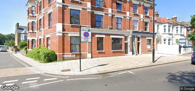 Larawan ng 2 Greenford Avenue sa Winnipeg, Manitoba