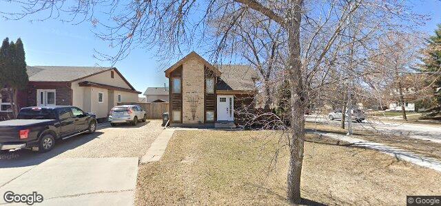 Larawan ng 2 Kennington Bay sa Winnipeg, Manitoba