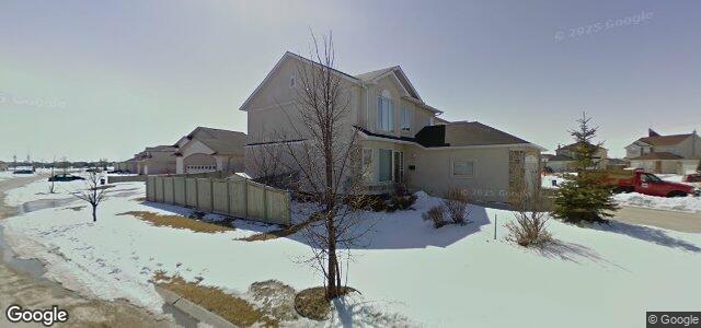 Larawan ng 2 Manor Haven Drive sa Winnipeg, Manitoba