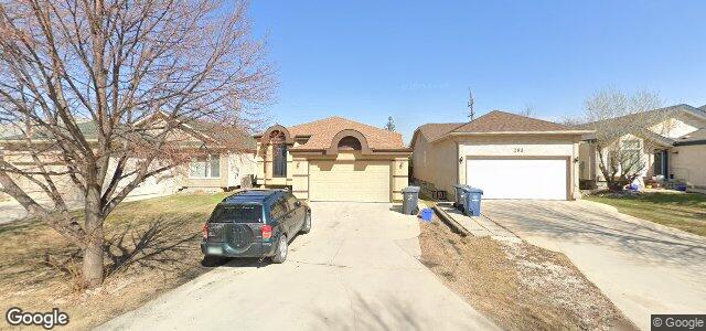 Larawan ng 204 Eastmount Drive sa Winnipeg, Manitoba