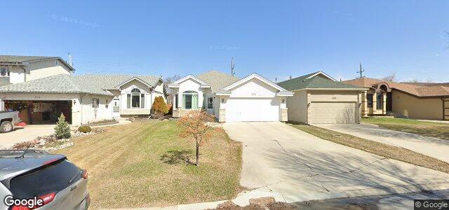 Larawan ng 212 Eastmount Drive sa Winnipeg, Manitoba