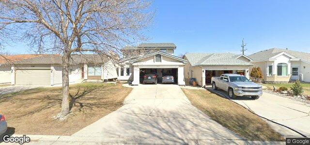 Larawan ng 220 Eastmount Drive sa Winnipeg, Manitoba