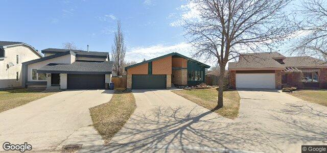 Larawan ng 23 Queensbury Bay sa Winnipeg, Manitoba