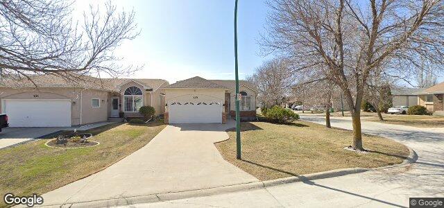 Larawan ng 235 Eastmount Drive sa Winnipeg, Manitoba