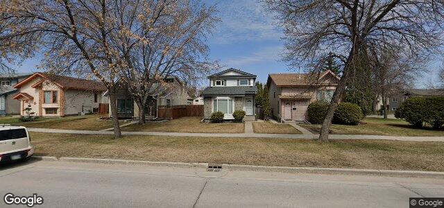 Larawan ng 241 Southglen Boulevard sa Winnipeg, Manitoba