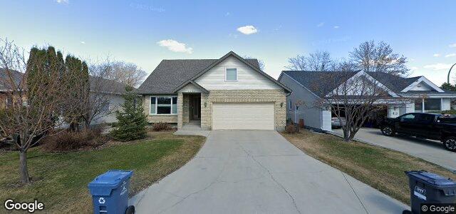 Larawan ng 27 Hallfield Bay sa Winnipeg, Manitoba