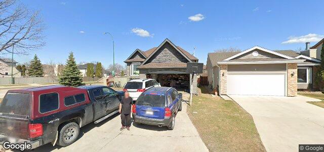 Larawan ng 3 Sloane Crescent sa Winnipeg, Manitoba