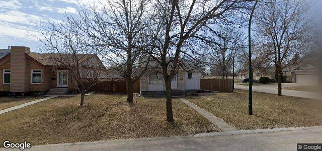 Larawan ng 30 Hirt Crescent sa Winnipeg, Manitoba