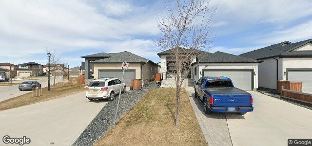 Larawan ng 31 Dacquay Crescent sa Winnipeg, Manitoba