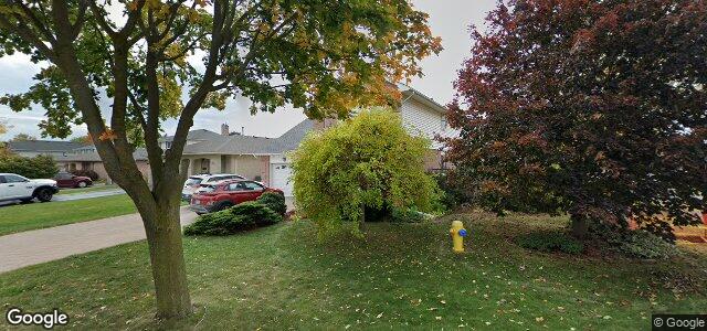 Larawan ng 31 Sloane Crescent sa Winnipeg, Manitoba