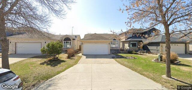 Larawan ng 32 Eastmount Drive sa Winnipeg, Manitoba