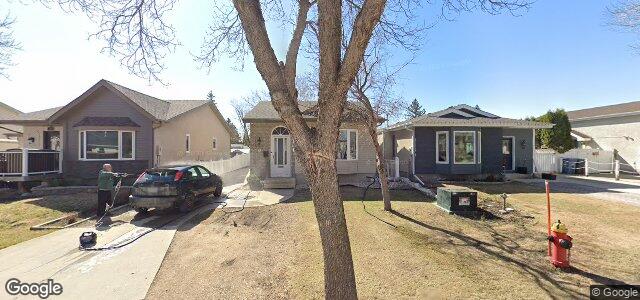 Larawan ng 32 Harlesden Drive sa Winnipeg, Manitoba