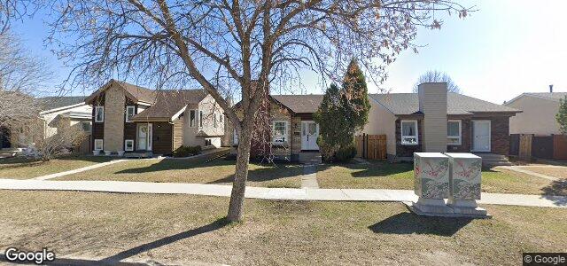 Larawan ng 333 Ashworth Street sa Winnipeg, Manitoba