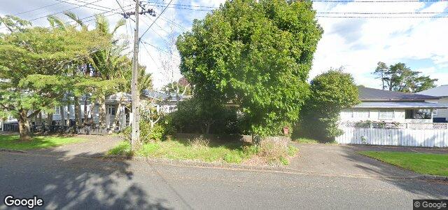 Larawan ng 34 Lambeth Road sa Winnipeg, Manitoba