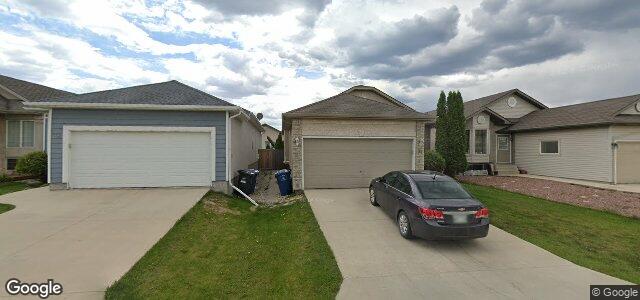 Larawan ng 34 Ravensden Drive sa Winnipeg, Manitoba