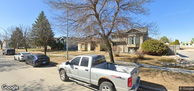 Larawan ng 342 Ashworth Street sa Winnipeg, Manitoba