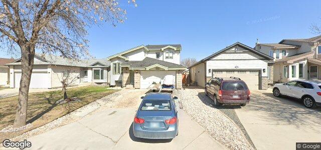 Larawan ng 35 Eastmount Drive sa Winnipeg, Manitoba