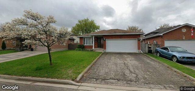 Larawan ng 35 Hedgestone Crescent sa Winnipeg, Manitoba