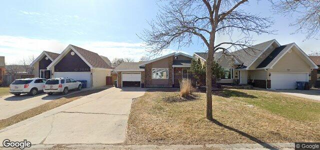 Larawan ng 35 Queensbury Bay sa Winnipeg, Manitoba