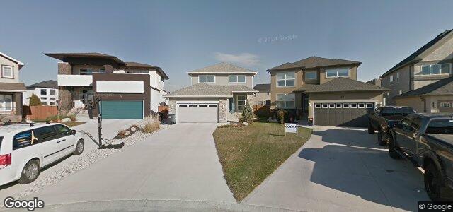 Larawan ng 35 Wainwright Crescent sa Winnipeg, Manitoba