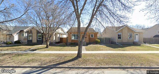 Larawan ng 357 Ashworth Street sa Winnipeg, Manitoba
