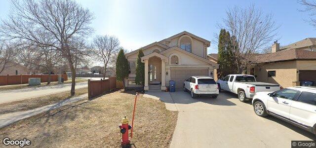 4 Barlow Crescent（加拿大曼尼托巴省温尼伯市）房屋照片