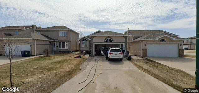 Larawan ng 4 Hochman Avenue sa Winnipeg, Manitoba