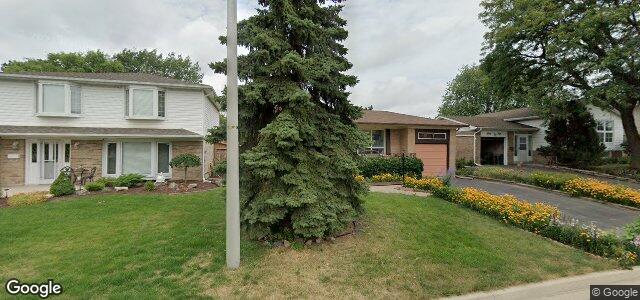 Larawan ng 42 Erindale Crescent sa Winnipeg, Manitoba