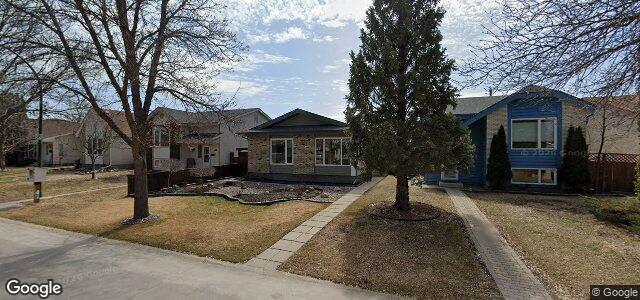Larawan ng 42 Hirt Crescent sa Winnipeg, Manitoba