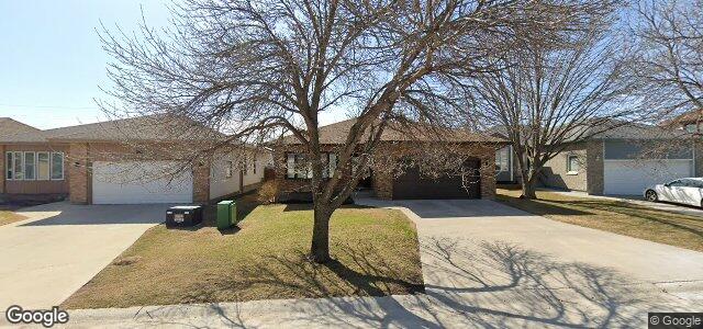 Larawan ng 42 Kevin Place sa Winnipeg, Manitoba