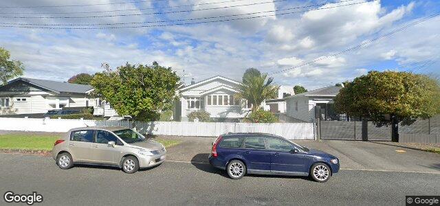 Larawan ng 42 Lambeth Road sa Winnipeg, Manitoba