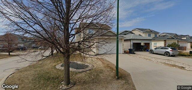 Larawan ng 44 Draho Crescent sa Winnipeg, Manitoba
