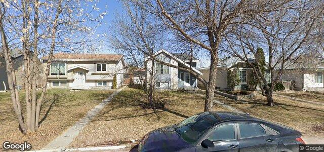 Larawan ng 48 Queensbury Bay sa Winnipeg, Manitoba