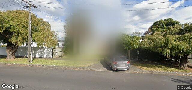 Larawan ng 50 Lambeth Road sa Winnipeg, Manitoba