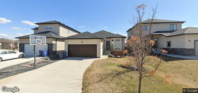 Larawan ng 50 Ralston Crescent sa Winnipeg, Manitoba