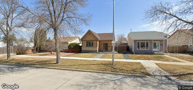 Photo of 505 Ashworth Street S in Winnipeg, Manitoba