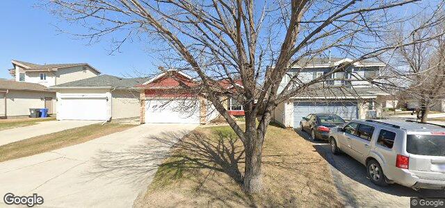 Larawan ng 51 Eastmount Drive sa Winnipeg, Manitoba