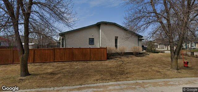 Larawan ng 56 Hedgestone Crescent sa Winnipeg, Manitoba