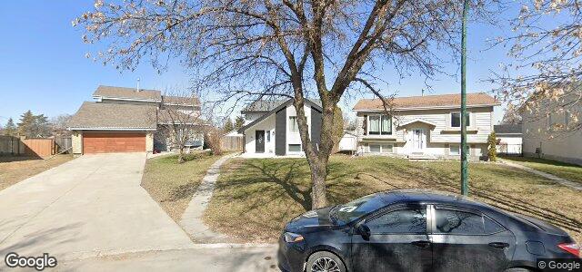 Larawan ng 56 Queensbury Bay sa Winnipeg, Manitoba