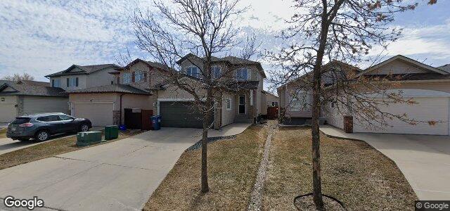 Larawan ng 60 Julia Road sa Winnipeg, Manitoba