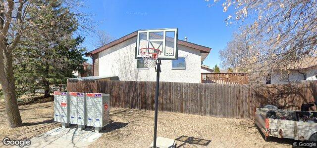 Larawan ng 63 Kennington Bay sa Winnipeg, Manitoba