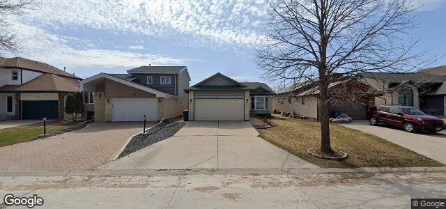 Larawan ng 64 Eastmount Drive sa Winnipeg, Manitoba