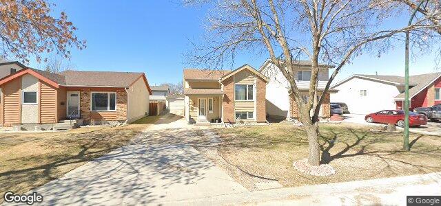 Larawan ng 64 Turnham Drive sa Winnipeg, Manitoba