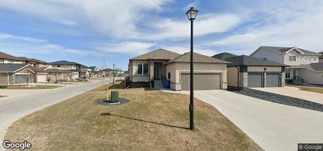 Larawan ng 65 Wainwright Crescent sa Winnipeg, Manitoba