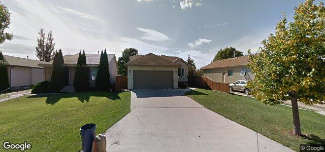 Larawan ng 70 Simon Drive sa Winnipeg, Manitoba