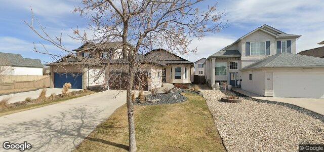 Larawan ng 74 Pentonville Crescent sa Winnipeg, Manitoba